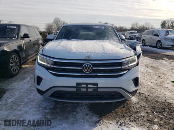 ✅ 2022 Volkswagen Atlas SE • VIN: 1V2JC2CA1NC201714 • Lot: 42140585. Listed on Copart with 31,953 mi. Free auction sales archive from the USA and detailed vehicle history report at DreamBid. Image 5.
