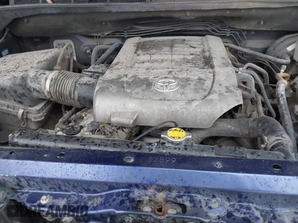 ✅ 2010 Toyota Tundra • VIN: 5TFEY5F17AX082748 • Lot: 41300032. Listed on IAAI with 201,454 mi. Free auction sales archive from the USA and detailed vehicle history report at DreamBid. Image 10.