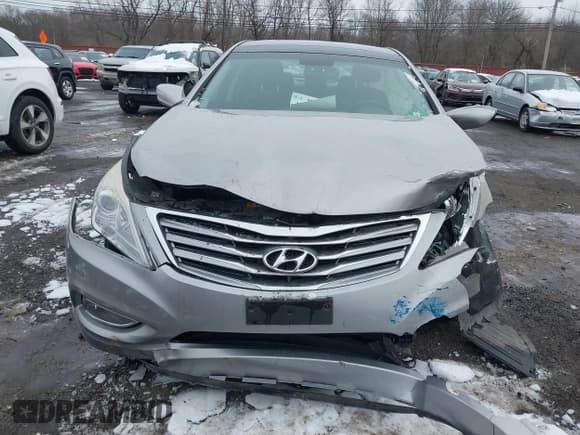 ✅ 2014 Hyundai Azera Limited • VIN: KMHFH4JG6EA361378 • Lot: 41557210. Listed on IAAI with 58,561 mi. Free auction sales archive from the USA and detailed vehicle history report at DreamBid. Image 12.