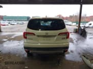 ✅ 2019 Honda Pilot Touring 8-Passenger • VIN: 5FNYF6H98KB024395 • Lot: 43615838. Listed on IAAI with 76,753 mi. Free auction sales archive from the USA and detailed vehicle history report at DreamBid. Image 17.