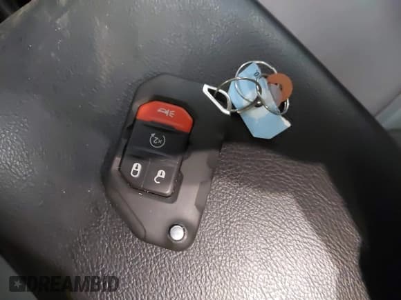 ✅ 2024 Jeep Gladiator Willys • VIN: 1C6HJTAG3RL117149 • Лот: 41739320. Опубликован ранее на IAAI с пробегом 6 073 миль. Бесплатный доступ к архиву аукционных продаж из США и подробный отчёт об истории автомобиля на DreamBid. Изображение 11.