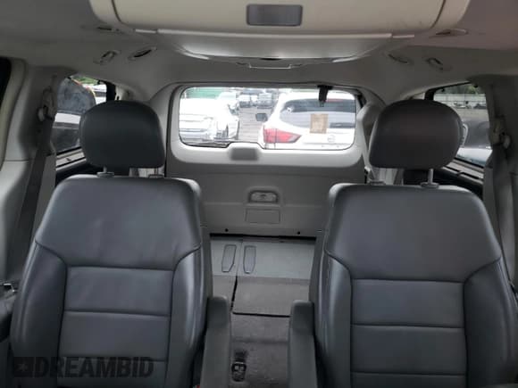 ✅ 2009 Volkswagen Routan SEL • VIN: 2V8HW54X49R580236 • Lot: 61033465. Listed on Copart with 161,293 mi. Free auction sales archive from the USA and detailed vehicle history report at DreamBid. Image 10.