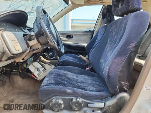 ✅ 1992 Honda Civic DX • VIN: JHMEG8545NS030522 • Lot: 60248675. Listed on Copart with 195,870 mi. Free auction sales archive from the USA and detailed vehicle history report at DreamBid. Image 7.