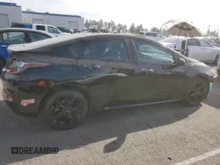 ✅ 2018 Chevrolet Volt Premier • VIN: 1G1RD6S58JU105301 • Lot: 82670034. Wystawiony na Copart z przebiegiem 68 532 mil. Bezpłatny archiwum sprzedaży aukcyjnych z USA i szczegółowy raport historii pojazdu na DreamBid. Zdjęcie 3.