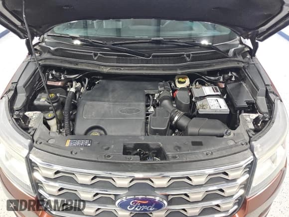 ✅ 2016 Ford Explorer XLT • VIN: 1FM5K7D83GGC30623 • Лот: 92452525. Опубликован ранее на Copart с пробегом 60 564 миль. Бесплатный доступ к архиву аукционных продаж из США и подробный отчёт об истории автомобиля на DreamBid. Изображение 12.