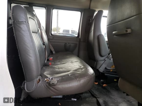 ✅ 2012 Chevrolet Express Passenger 1LS • VIN: 1GAZGZFA0C1194298 • Лот: 78395734. Опубликован ранее на Copart с пробегом 134 333 миль. Бесплатный доступ к архиву аукционных продаж из США и подробный отчёт об истории автомобиля на DreamBid. Изображение 11.