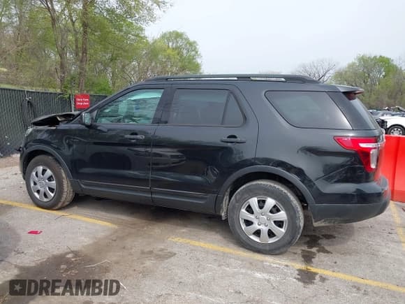 ✅ 2013 Ford Explorer • VIN: 1FM5K7B87DGC48881 • Лот: 41998835. Опубликован ранее на IAAI с пробегом 170 578 миль. Бесплатный доступ к архиву аукционных продаж из США и подробный отчёт об истории автомобиля на DreamBid. Изображение 15.