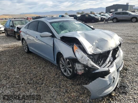✅ 2013 Hyundai Sonata SE • VIN: 5NPEC4AB3DH674298 • Lot: 71640284. Listed on Copart with 118,189 mi. Free auction sales archive from the USA and detailed vehicle history report at DreamBid. Image 4.