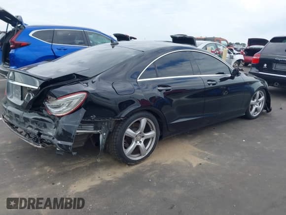 ✅ 2014 Mercedes-Benz CLS 550 • VIN: WDDLJ7DB0EA102582 • Лот: 43069682. Опубликован ранее на IAAI с пробегом 119 325 миль. Бесплатный доступ к архиву аукционных продаж из США и подробный отчёт об истории автомобиля на DreamBid. Изображение 4.