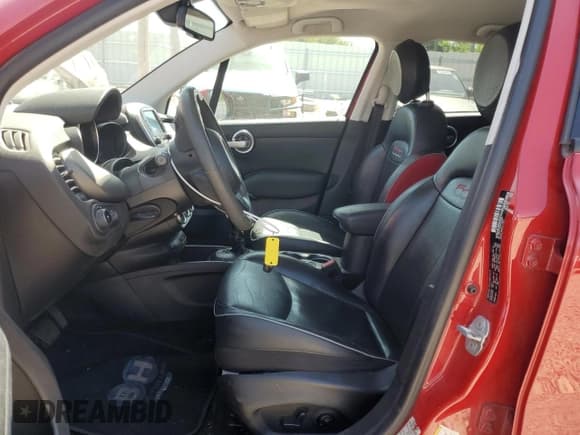 ✅ 2016 FIAT 500X Trekking Plus • VIN: ZFBCFYET9GP406067 • Lot: 66398885. Wystawiony na Copart z przebiegiem 113 339 mil. Bezpłatny archiwum sprzedaży aukcyjnych z USA i szczegółowy raport historii pojazdu na DreamBid. Zdjęcie 7.