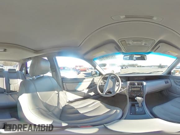 ✅ 2000 Toyota Avalon XL • VIN: 4T1BF28B1YU083916 • Lot: 93847235. Listed on Copart with 54,858 mi. Free auction sales archive from the USA and detailed vehicle history report at DreamBid. Image 14.