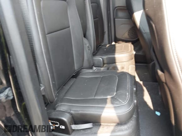 ✅ 2019 Chevrolet Colorado 4WD ZR2 • VIN: 1GCRTEEN3K1217670 • Лот: 42390100. Опубликован ранее на IAAI с пробегом 91 764 миль. Бесплатный доступ к архиву аукционных продаж из США и подробный отчёт об истории автомобиля на DreamBid. Изображение 8.