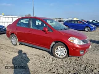 ✅ 2010 Nissan Versa S • VIN: 3N1BC1AP5AL378792 • Lot: 94380585. Wystawiony na Copart z przebiegiem 254 306 mil. Bezpłatny archiwum sprzedaży aukcyjnych z USA i szczegółowy raport historii pojazdu na DreamBid. Zdjęcie 4.