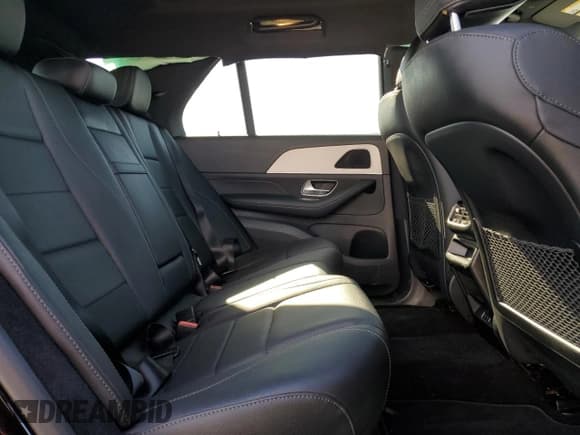 ✅ 2024 Mercedes-Benz GLE 350 • VIN: 4JGFB4FB9RB111356 • Лот: 87092535. Опубликован ранее на Copart с пробегом 29 004 миль. Бесплатный доступ к архиву аукционных продаж из США и подробный отчёт об истории автомобиля на DreamBid. Изображение 11.