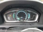 ✅ 2015 Volvo V60 T5 Platinum • VIN: YV4612HMXF1000033 • Лот: 92734025. Опубликован ранее на Copart с пробегом 154 226 миль. Бесплатный доступ к архиву аукционных продаж из США и подробный отчёт об истории автомобиля на DreamBid. Изображение 9.