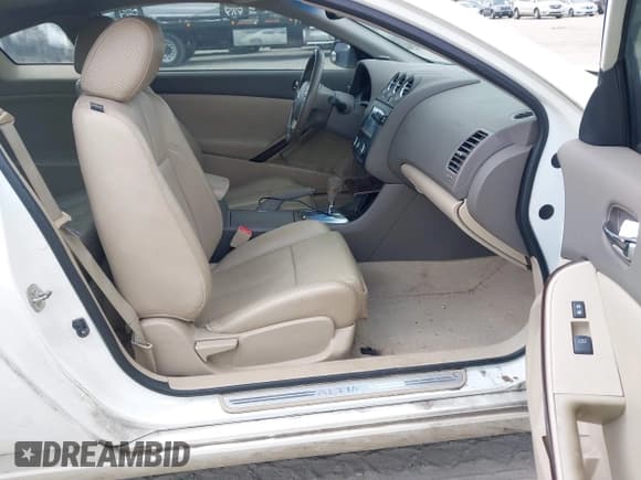 ✅ 2012 Nissan Altima SR • VIN: 1N4BL2EP4CC260895 • Лот: 43367385. Опубликован ранее на IAAI с пробегом 136 919 миль. Бесплатный доступ к архиву аукционных продаж из США и подробный отчёт об истории автомобиля на DreamBid. Изображение 5.