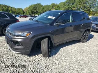 ✅ 2022 Jeep Compass Limited • VIN: 3C4NJDCB8NT186789 • Lot: 80703665. Wystawiony na Copart z przebiegiem 42 462 mil. Bezpłatny archiwum sprzedaży aukcyjnych z USA i szczegółowy raport historii pojazdu na DreamBid. Zdjęcie 1.