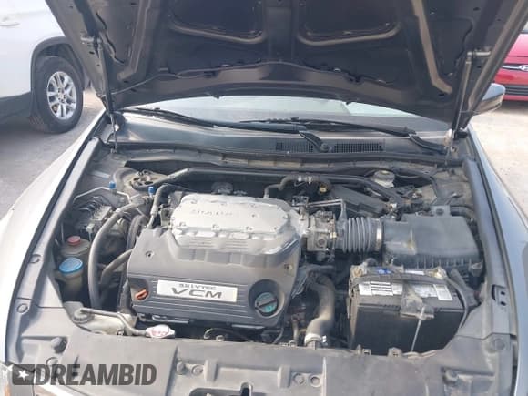 ✅ 2010 Honda Accord EX-L • VIN: 1HGCP3F82AA023672 • Lot: 43062900. Wystawiony na IAAI z przebiegiem 116 315 mil. Bezpłatny archiwum sprzedaży aukcyjnych z USA i szczegółowy raport historii pojazdu na DreamBid. Zdjęcie 10.