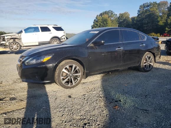 ✅ 2016 Nissan Altima S • VIN: 1N4AL3AP3GC222040 • Лот: 82205415. Опубликован ранее на Copart с пробегом 139 903 миль. Бесплатный доступ к архиву аукционных продаж из США и подробный отчёт об истории автомобиля на DreamBid. Изображение 1.