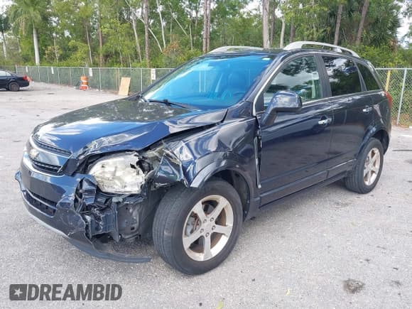 ✅ 2014 Chevrolet Captiva Sport LT • VIN: 3GNAL3EK8ES585974 • Lot: 41688627. Wystawiony na IAAI z przebiegiem 133 680 mil. Bezpłatny archiwum sprzedaży aukcyjnych z USA i szczegółowy raport historii pojazdu na DreamBid. Zdjęcie 2.