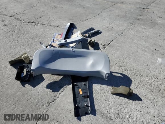 ✅ 2023 Chevrolet Bolt EV 1LT • VIN: 1G1FW6S08P4169767 • Lot: 77887634. Wystawiony na Copart z przebiegiem 9 715 mil. Bezpłatny archiwum sprzedaży aukcyjnych z USA i szczegółowy raport historii pojazdu na DreamBid. Zdjęcie 12.