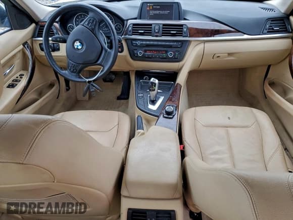 ✅ 2013 BMW 3 Series 328i xDrive • VIN: WBA3B3C5XDJ698226 • Lot: 95670985. Listed on Copart with 116,994 mi. Free auction sales archive from the USA and detailed vehicle history report at DreamBid. Image 8.
