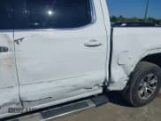 ✅ 2020 GMC Sierra 1500 SLE • VIN: 3GTU9BED8LG362818 • Лот: 42128450. Опубликован ранее на IAAI с пробегом 80 468 миль. Бесплатный доступ к архиву аукционных продаж из США и подробный отчёт об истории автомобиля на DreamBid. Изображение 6.