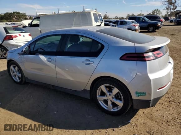 ✅ 2013 Chevrolet Volt • VIN: 1G1RF6E48DU139188 • Lot: 77201484. Wystawiony na Copart z przebiegiem 89 631 mil. Bezpłatny archiwum sprzedaży aukcyjnych z USA i szczegółowy raport historii pojazdu na DreamBid. Zdjęcie 2.