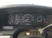 ✅ 1994 Ford Bronco Custom • VIN: 1FMEU15H3RLB53350 • Lot: 82411494. Wystawiony na Copart z przebiegiem 101 328 mil. Bezpłatny archiwum sprzedaży aukcyjnych z USA i szczegółowy raport historii pojazdu na DreamBid. Zdjęcie 9.