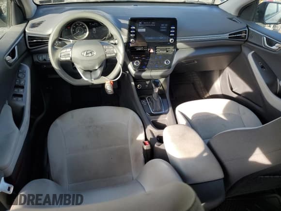 ✅ 2022 Hyundai Ioniq Blue • VIN: KMHC65LC0NU284918 • Lot: 82294244. Wystawiony na Copart z przebiegiem 69 130 mil. Bezpłatny archiwum sprzedaży aukcyjnych z USA i szczegółowy raport historii pojazdu na DreamBid. Zdjęcie 8.