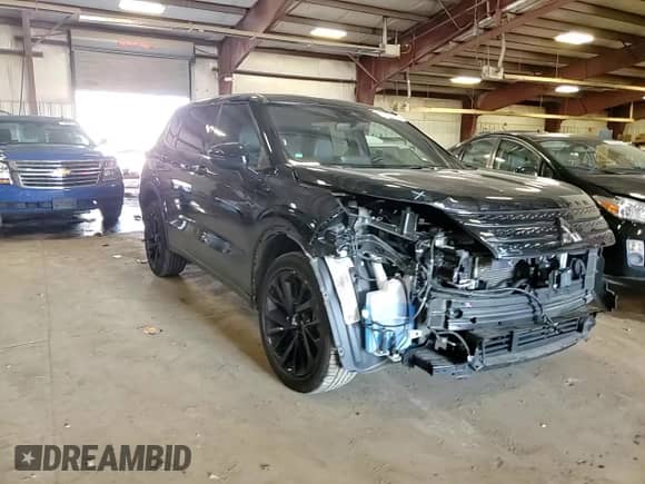2024 Mitsubishi Outlander SE with VIN JA4J4VA87RZ007508, listed as a Copart auction lot 80326135 with 29,937 mi miles and Salvage title. Bid and sale history available at DreamBid. Image 15.