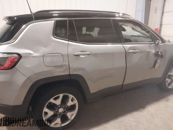 ✅ 2020 Jeep Compass Limited • VIN: 3C4NJDCB1LT222917 • Lot: 42719865. Listed on IAAI with 62,459 mi. Free auction sales archive from the USA and detailed vehicle history report at DreamBid. Image 16.