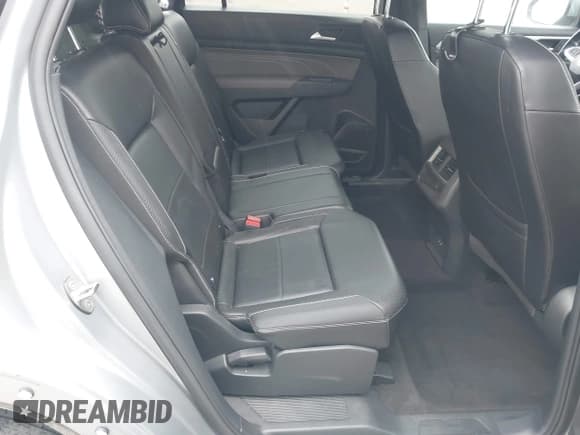 ✅ 2021 Volkswagen Atlas SE • VIN: 1V2WC2CA5MC236132 • Lot: 42391621. Listed on IAAI with 55,145 mi. Free auction sales archive from the USA and detailed vehicle history report at DreamBid. Image 8.