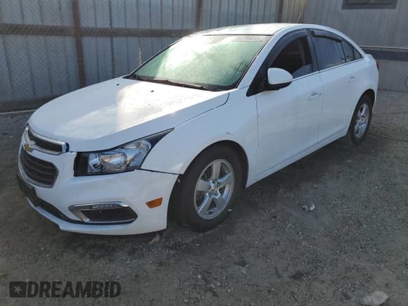 ✅ 2015 Chevrolet Cruze LT • VIN: 1G1PC5SB7F7236736 • Lot: 84290045. Listed on Copart with 61,371 mi. Free auction sales archive from the USA and detailed vehicle history report at DreamBid. Image 1.