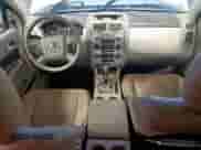 2009 Mercury Mariner Premier с VIN 4M2CU87769KJ12378, выставлен на аукционе Copart как лот 69630725 с пробегом 67 949 миль миль и На запчасти • Non repairable. История ставок и продаж доступна на DreamBid. Изображение 8.