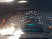 ✅ 2005 Chevrolet Silverado 2500HD Work Truck • VIN: 1GCHC24U65E216268 • Лот: 41770685. Опубликован ранее на Copart с пробегом 169 717 миль. Бесплатный доступ к архиву аукционных продаж из США и подробный отчёт об истории автомобиля на DreamBid. Изображение 9.