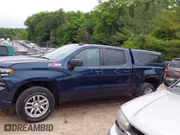 ✅ 2021 Chevrolet Silverado 1500 RST • VIN: 1GCUYEET1MZ355223 • Lot: 42389404. Wystawiony na IAAI z przebiegiem 78 843 mil. Bezpłatny archiwum sprzedaży aukcyjnych z USA i szczegółowy raport historii pojazdu na DreamBid. Zdjęcie 14.