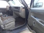 ✅ 2010 Jeep Commander Sport • VIN: 1J4RH4GK9AC147040 • Lot: 41638090. Wystawiony na IAAI z przebiegiem 89 212 mil. Bezpłatny archiwum sprzedaży aukcyjnych z USA i szczegółowy raport historii pojazdu na DreamBid. Zdjęcie 5.