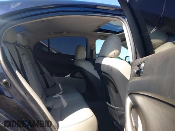 ✅ 2010 Lexus IS 250 • VIN: JTHBF5C24A5115267 • Лот: 43038512. Опубликован ранее на IAAI с пробегом 146 551 миль. Бесплатный доступ к архиву аукционных продаж из США и подробный отчёт об истории автомобиля на DreamBid. Изображение 8.