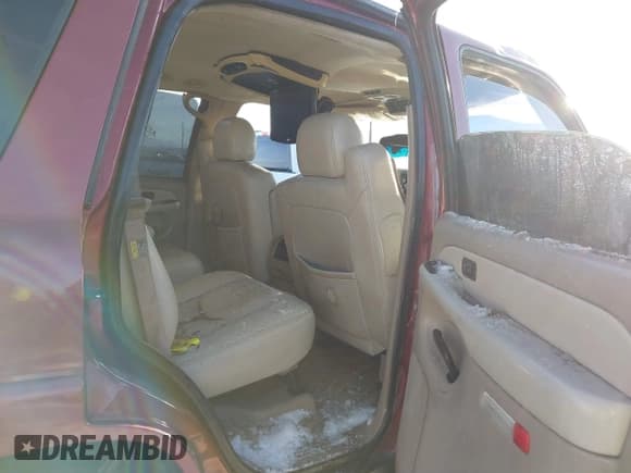 ✅ 2003 Chevrolet Tahoe Z71 • VIN: 1GNEK13Z73R213180 • Лот: 40971793. Опубликован ранее на IAAI с пробегом 256 142 миль. Бесплатный доступ к архиву аукционных продаж из США и подробный отчёт об истории автомобиля на DreamBid. Изображение 8.