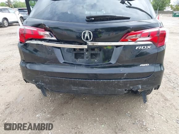 ✅ 2017 Acura RDX • VIN: 5J8TB4H33HL039318 • Lot: 42327698. Wystawiony na IAAI z przebiegiem 117 549 mil. Bezpłatny archiwum sprzedaży aukcyjnych z USA i szczegółowy raport historii pojazdu na DreamBid. Zdjęcie 6.