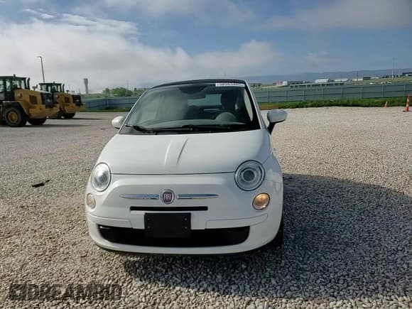 ✅ 2015 FIAT 500 Pop • VIN: 3C3CFFDR0FT513854 • Lot: 58791095. Wystawiony na Copart z przebiegiem 42 923 mil. Bezpłatny archiwum sprzedaży aukcyjnych z USA i szczegółowy raport historii pojazdu na DreamBid. Zdjęcie 13.