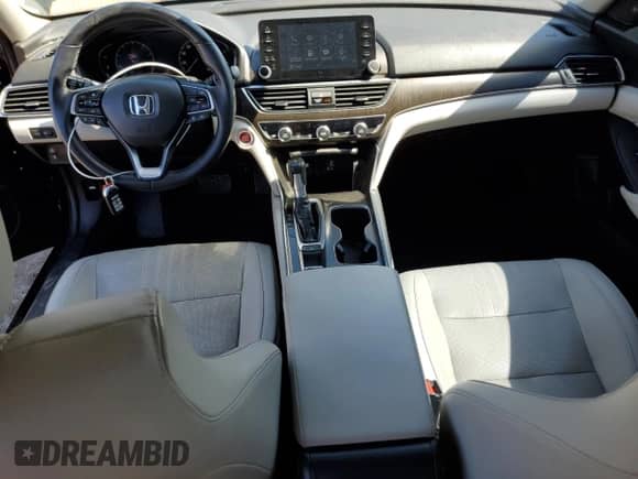 2018 Honda Accord EX-L z VIN 1HGCV1F5XJA158219, wystawiony jako Copart lot #81394625 z przebiegiem 108 177 mil mil oraz Szkoda całkowita • Salvage title. Historia ofert i sprzedaży dostępna na DreamBid. Obrazek 8.