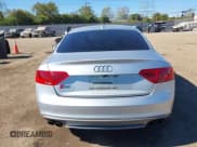 ✅ 2013 Audi S5 Premium Plus • VIN: WAUCGAFR6DA030864 • Лот: 43398099. Опубликован ранее на IAAI с пробегом 69 276 миль. Бесплатный доступ к архиву аукционных продаж из США и подробный отчёт об истории автомобиля на DreamBid. Изображение 17.