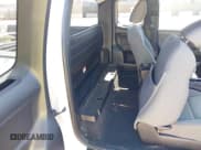 ✅ 2023 Toyota Tacoma SR • VIN: 3TYRX5GN7PT087621 • Lot: 41969368. Wystawiony na IAAI z przebiegiem 17 580 mil. Bezpłatny archiwum sprzedaży aukcyjnych z USA i szczegółowy raport historii pojazdu na DreamBid. Zdjęcie 8.