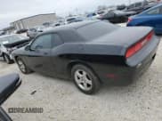 ✅ 2010 Dodge Challenger SE • VIN: 2B3CJ4DV6AH208745 • Lot: 89156065. Wystawiony na Copart z przebiegiem 200 603 mil. Bezpłatny archiwum sprzedaży aukcyjnych z USA i szczegółowy raport historii pojazdu na DreamBid. Zdjęcie 2.