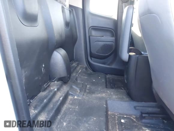 ✅ 2017 Chevrolet Colorado 4WD Work Truck • VIN: 1GCHTBEA9H1247207 • Лот: 41249068. Опубликован ранее на IAAI с пробегом 127 716 миль. Бесплатный доступ к архиву аукционных продаж из США и подробный отчёт об истории автомобиля на DreamBid. Изображение 8.