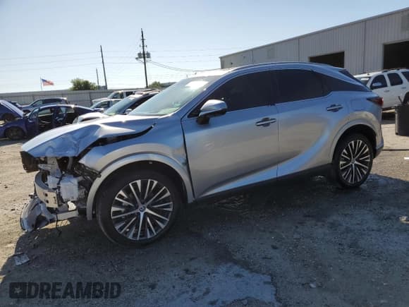 ✅ 2024 Lexus RX 350 • VIN: 2T2BAMBA8RC031370 • Lot: 53081615. Listed on Copart with 7,440 mi. Free auction sales archive from the USA and detailed vehicle history report at DreamBid. Image 1.
