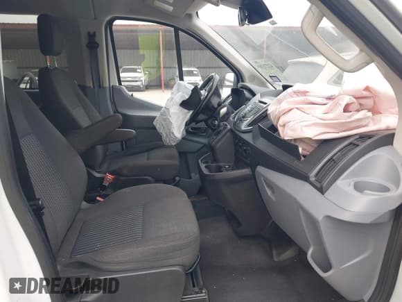 ✅ 2016 Ford Transit XL • VIN: 1FBZX2ZM8GKB15677 • Lot: 42271303. Wystawiony na IAAI z przebiegiem 128 323 mil. Bezpłatny archiwum sprzedaży aukcyjnych z USA i szczegółowy raport historii pojazdu na DreamBid. Zdjęcie 5.