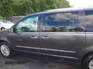 ✅ 2016 Chrysler Town & Country Limited • VIN: 2C4RC1JG6GR150551 • Лот: 42341999. Опубликован ранее на IAAI с пробегом 72 324 миль. Бесплатный доступ к архиву аукционных продаж из США и подробный отчёт об истории автомобиля на DreamBid. Изображение 14.